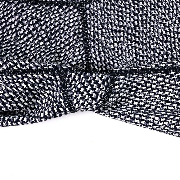 Lululemon Run Around Crop Scatter Star Leggings 4 - Picture 9 of 9